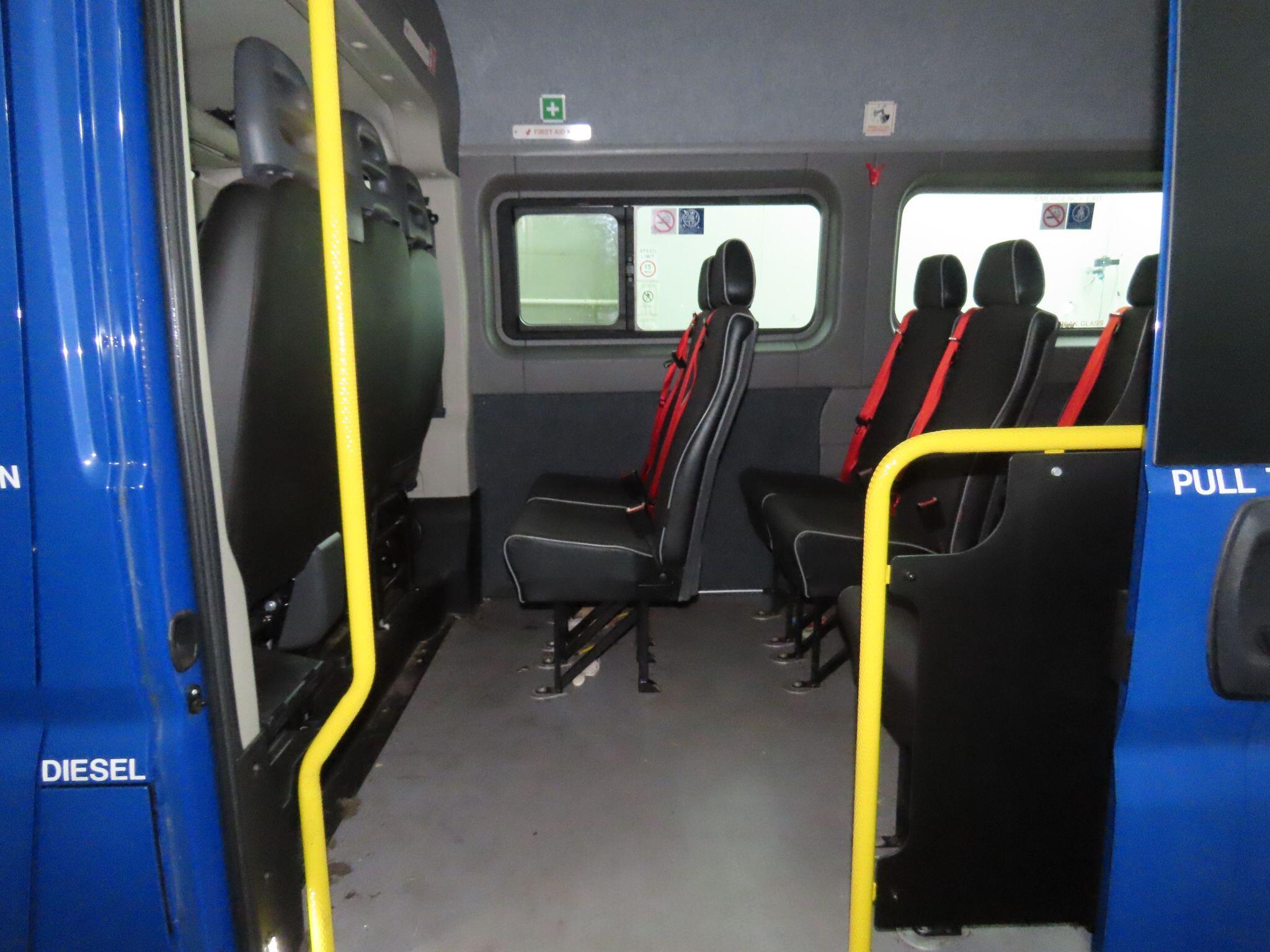 Peugeot Boxer image 3